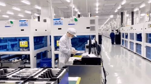 正泰新能源數(shù)字化車間產(chǎn)能強(qiáng)勁復(fù)蘇，互聯(lián)網(wǎng)數(shù)據(jù)服務(wù)賦能制造新高度